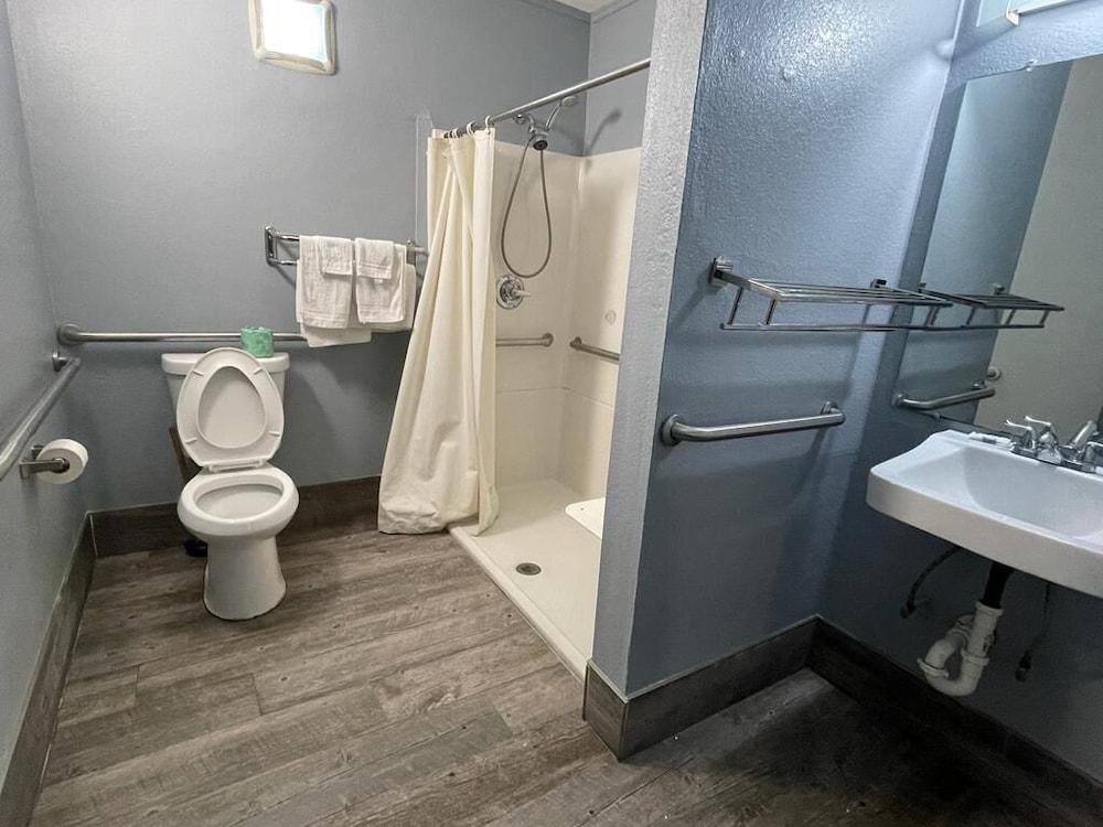 Jackson Motel - photo 17