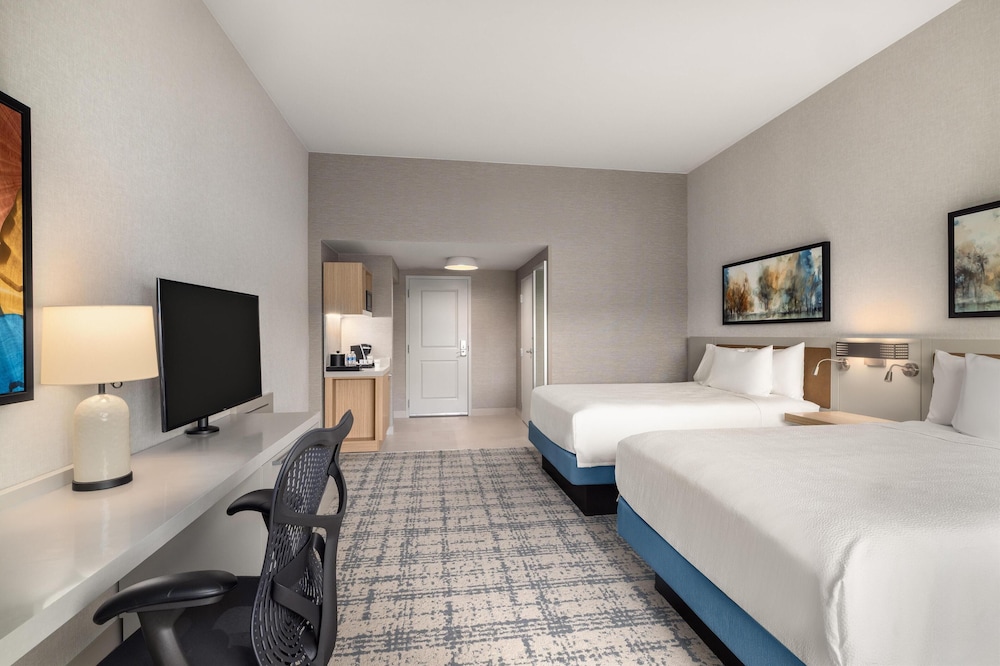 Hilton Garden Inn Arlington Shirlington - photo 14