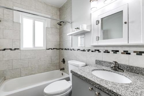 Comfy Little Havana Apt Centrally located Hv2 — 4-Star Luxury Hotel in Miami, United States