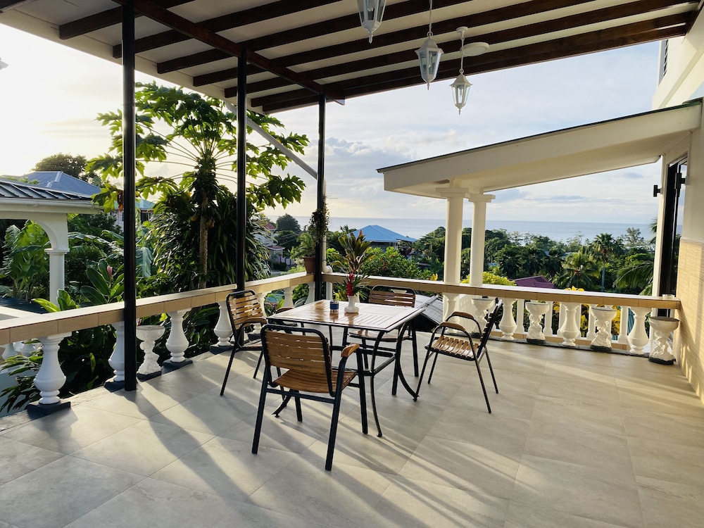 Oceanic View Apartments 8251017 — Beau Vallon