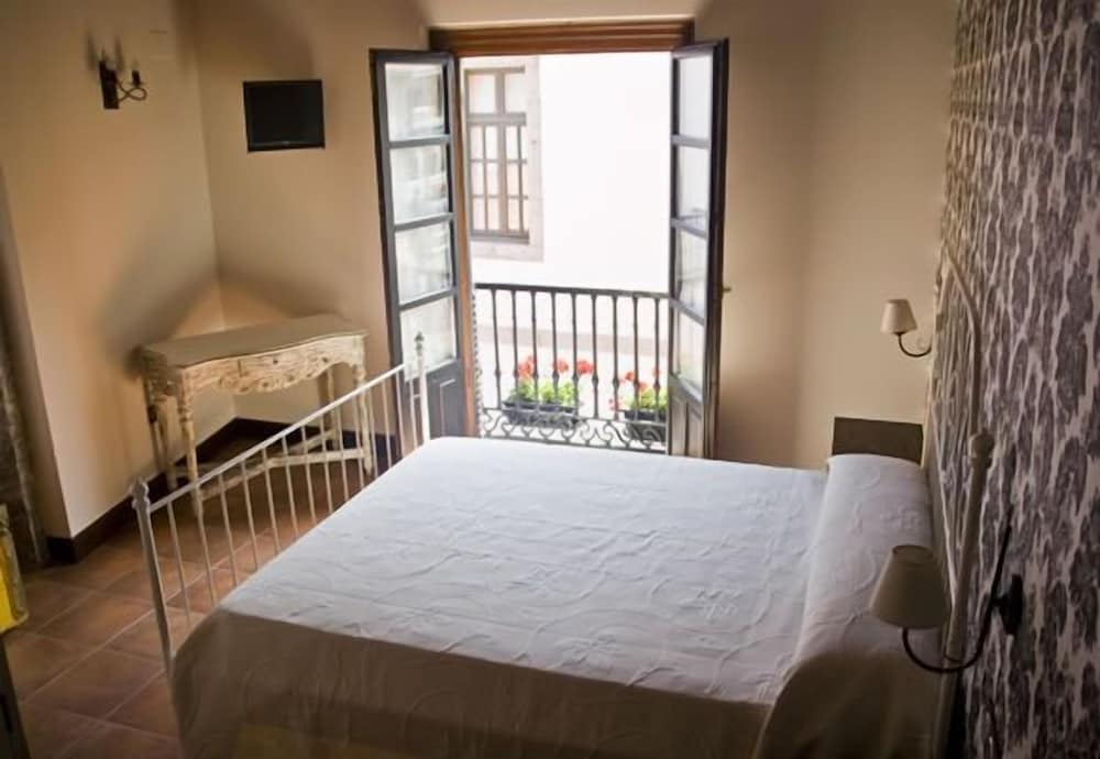 Hotel Palacio Oxangoiti - carbon neutral hotel in Lekeitio