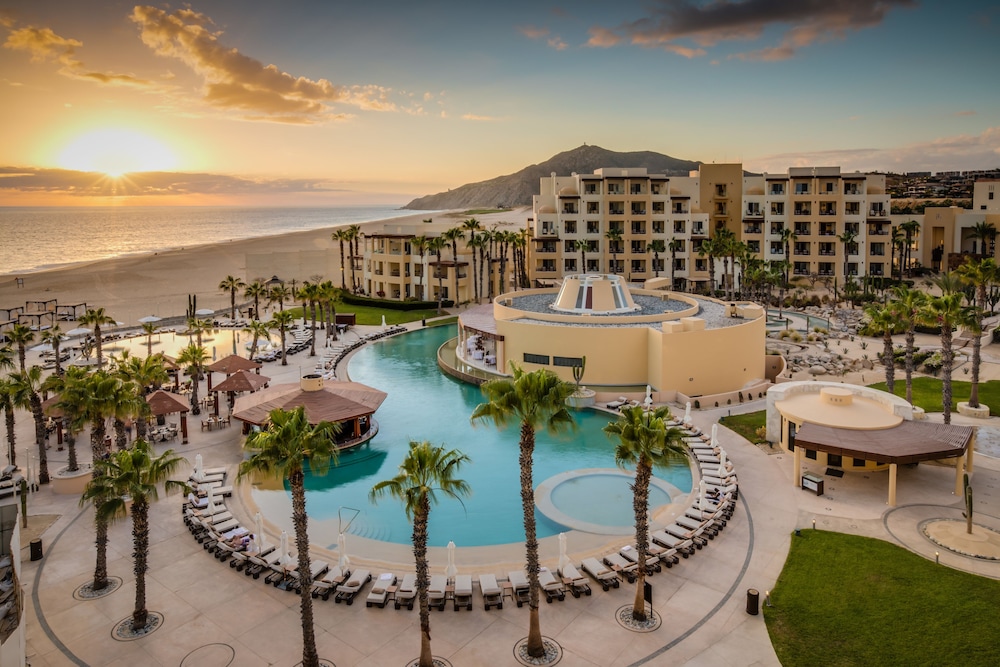 Pueblo Bonito Pacifica Resort & Spa