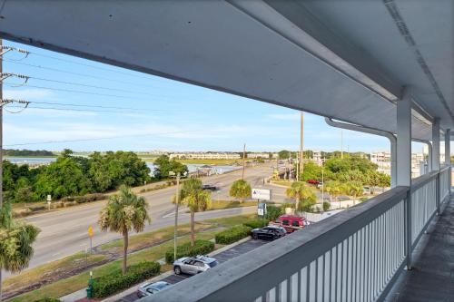 The Waterway 403 by Sea Scape Properties in Wrightsville Beach, United States