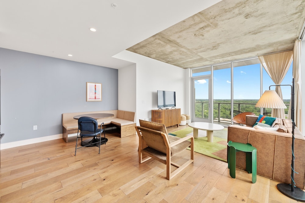 Austin Condo Hotel - photo 460