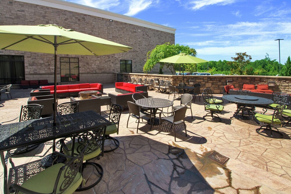 Embassy Suites by Hilton Fayetteville Fort Bragg - photo 48