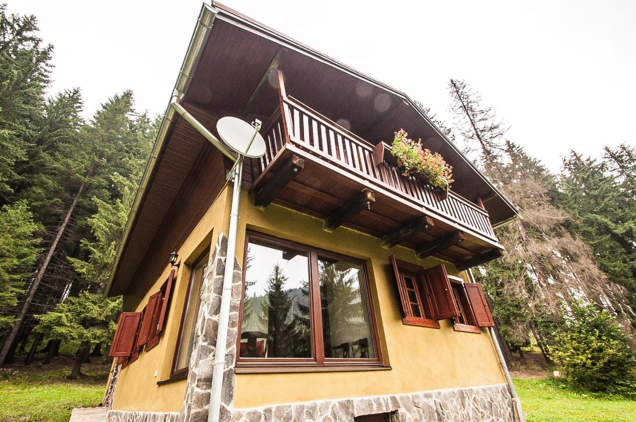 Ujastraba - carbon neutral hotel in Unknown City