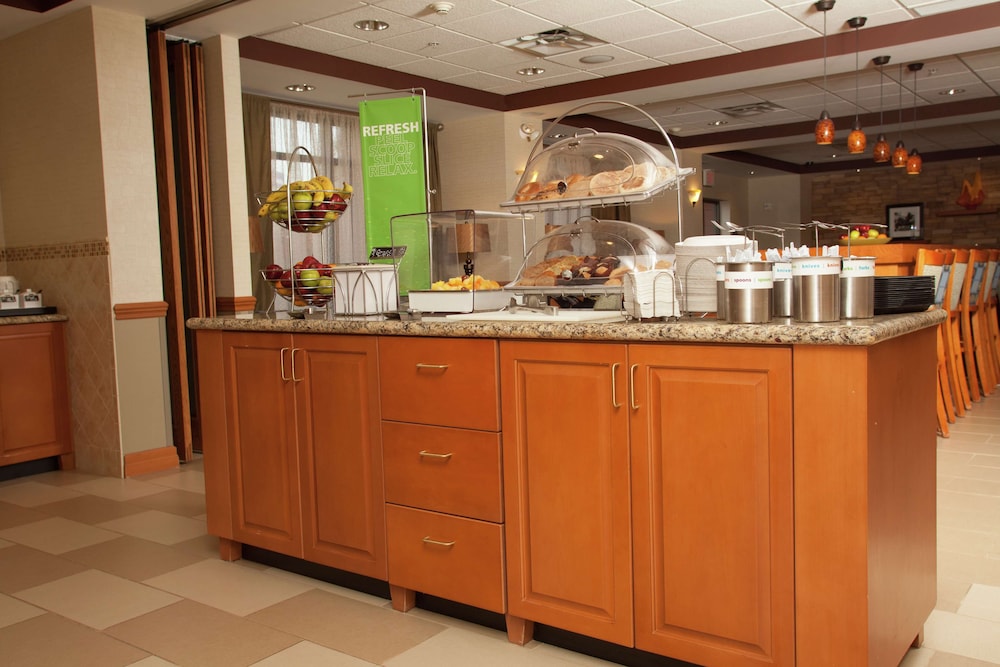 Hampton Inn Elmira Horseheads - photo 6