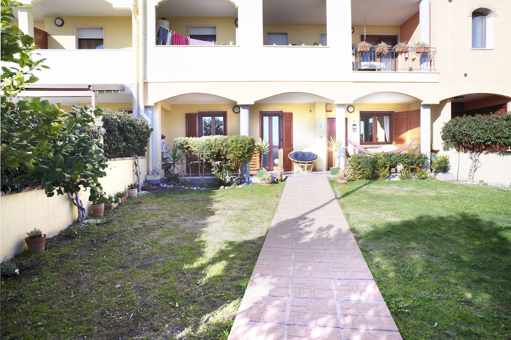 Bolina Rooms — hotel in Quartu Sant'elena