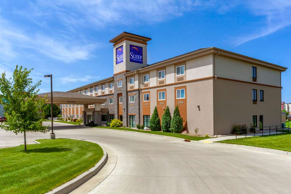 Sleep Inn & Suites Bismarck I 94 - photo 2