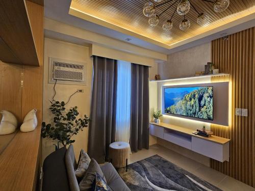 The Luxury Lounge — 4-Star Luxury Hotel in Bacolod, Philippines