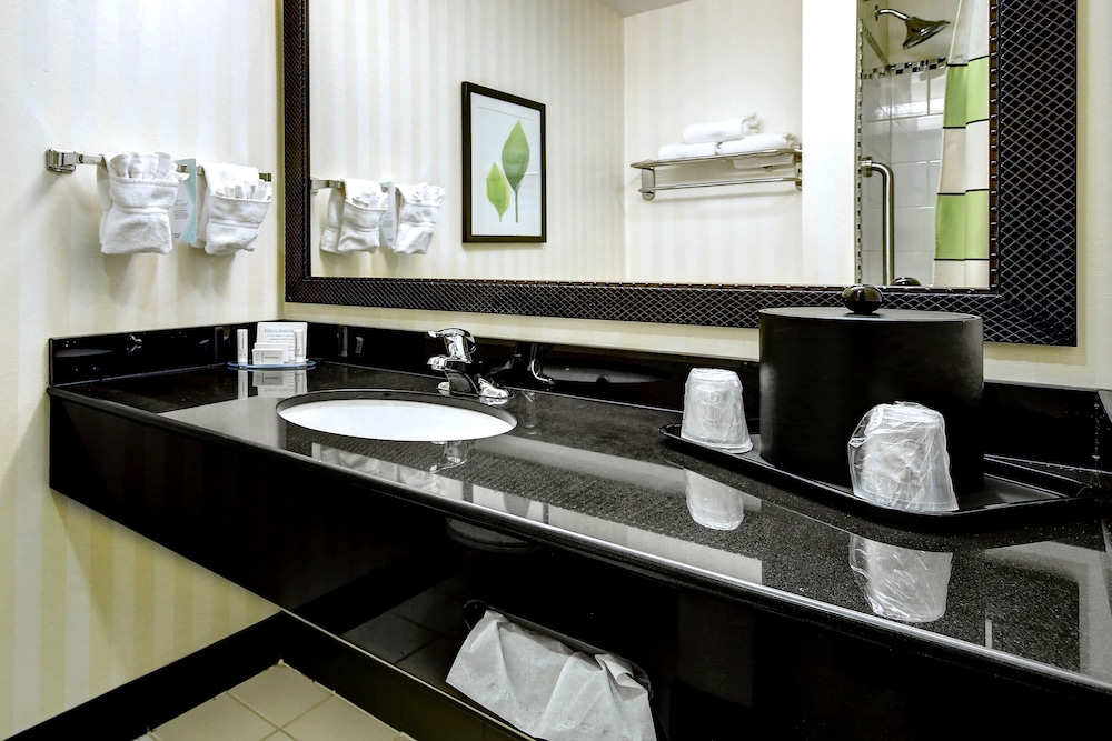 Fairfield Inn & Suites by Marriott Harrisburg West - photo 16