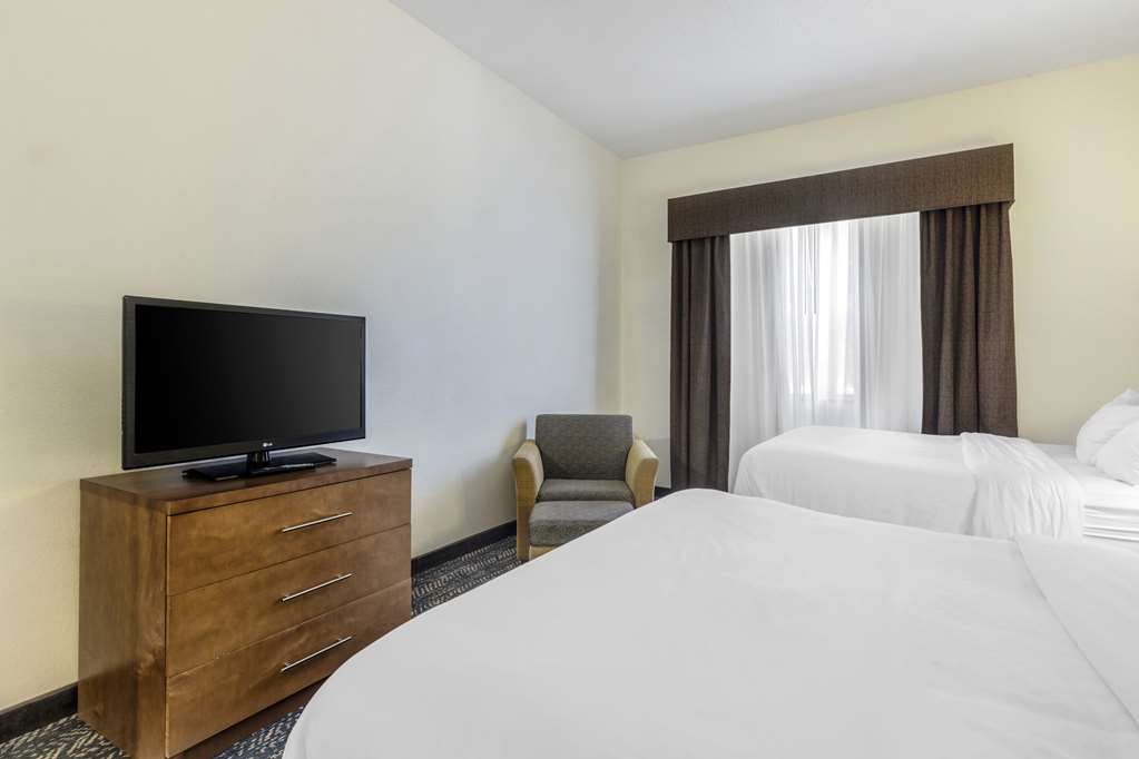 Comfort Inn & Suites Mt. Rushmore - photo 42