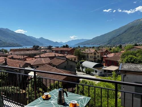 Dennis House Gravedona Larihome A86 — 4-Star Luxury Hotel in Gravedona-San Gregorio, Italy
