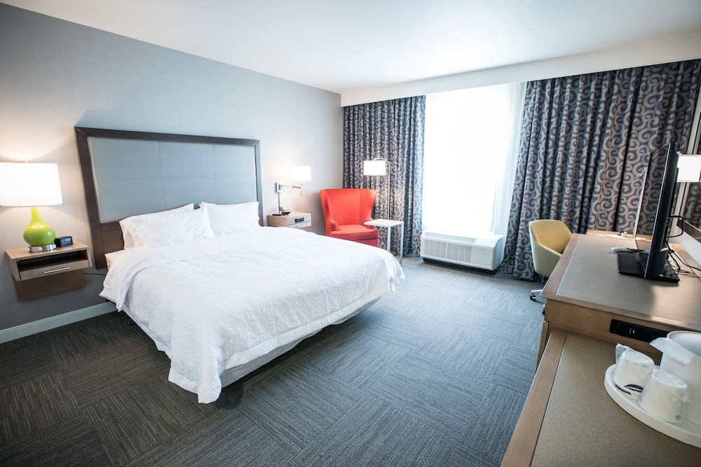 Hampton Inn & Suites Tempe Phoenix Airport AZ - photo 34