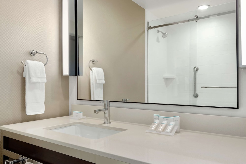 Hilton Garden Inn Medford OR - photo 23