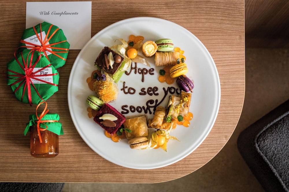 מזון ומשקאות