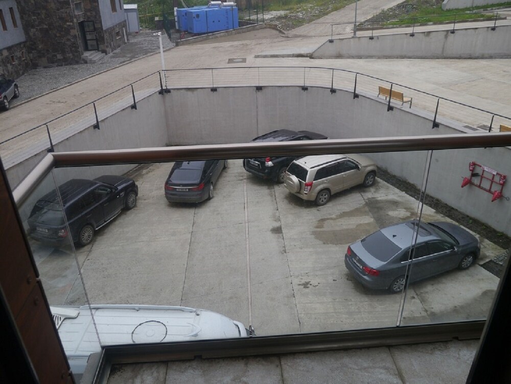 Courtyard View