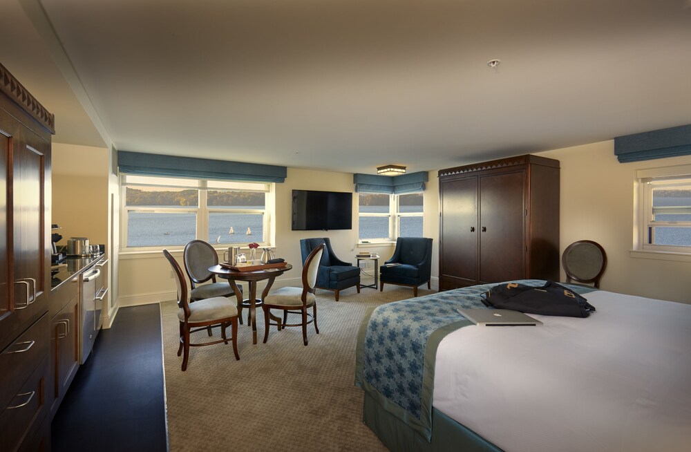 The Edgewater - photo 11