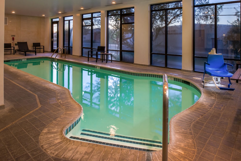 SpringHill Suites by Marriott Kingman Route 66 - photo 32