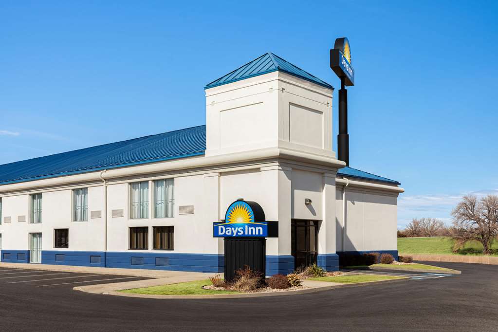 Days Inn by Wyndham Grand Island I 80 - photo 4