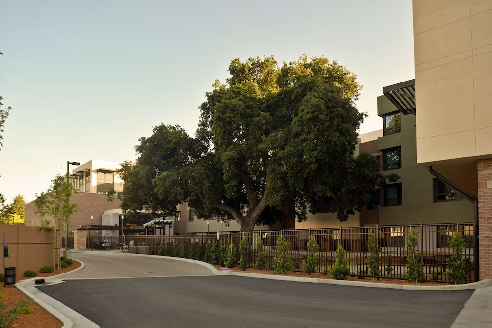 Homewood Suites by Hilton Palo Alto - photo 31