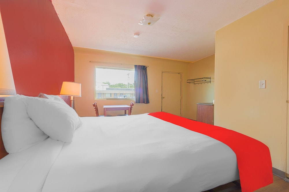 OYO Hotel North Lima OH Boardman - photo 9