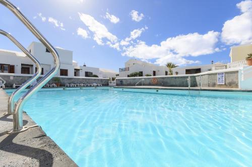 Casa Marta — 4-Star Luxury Hotel in San Bartolome, Spain