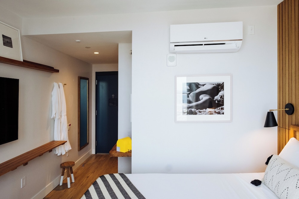 The Rockaway Hotel - photo 27