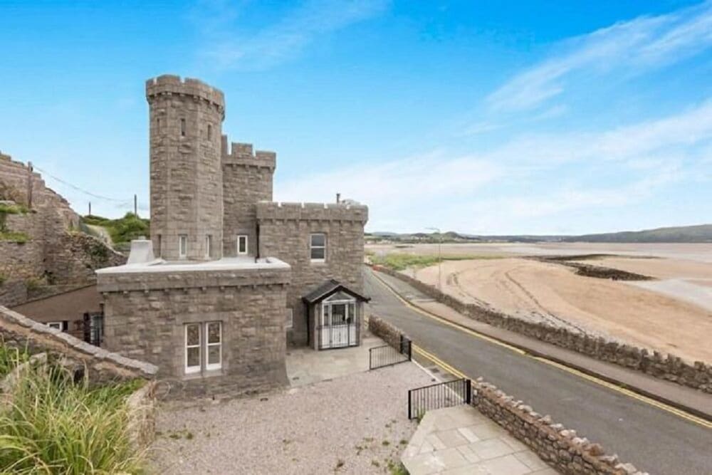 Tollgate house — 4-Star Luxury Hotel in Llandudno, United Kingdom