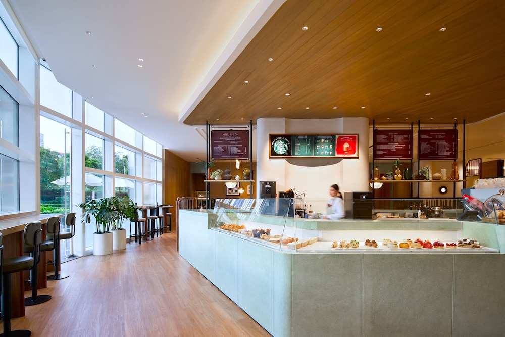 מזון ומשקאות