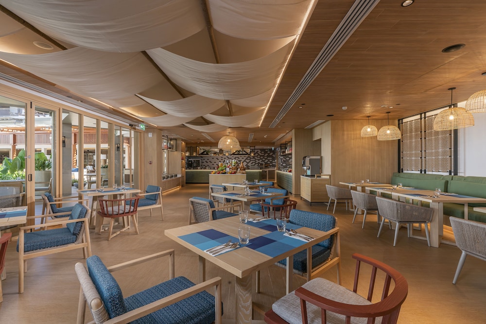 מזון ומשקאות