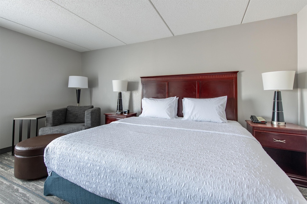 Hampton Inn Newport News Yorktown - photo 12