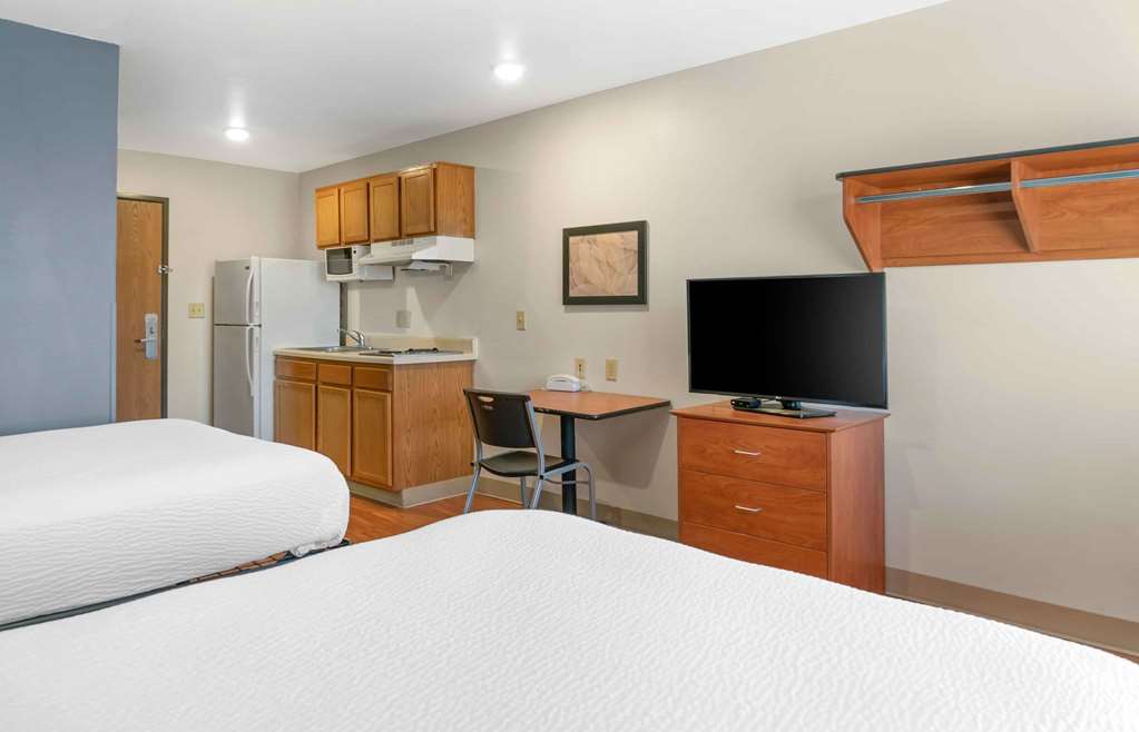 Extended Stay America Select Suites Kalamazoo West - photo 25