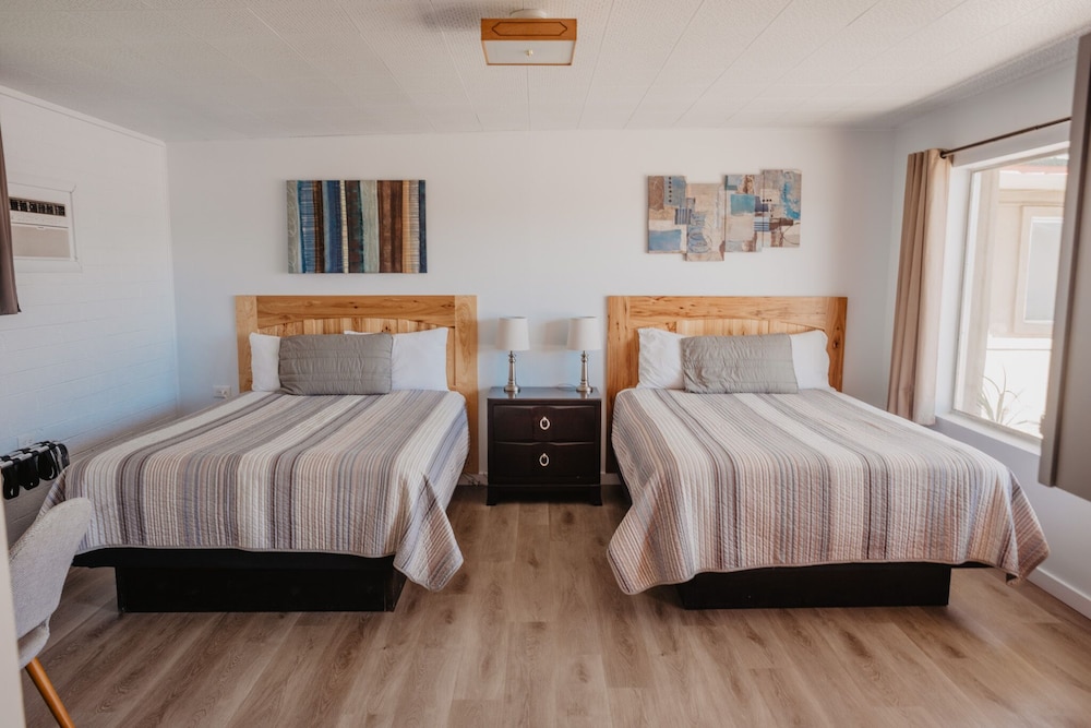 Lamplighter Lodge - photo 5