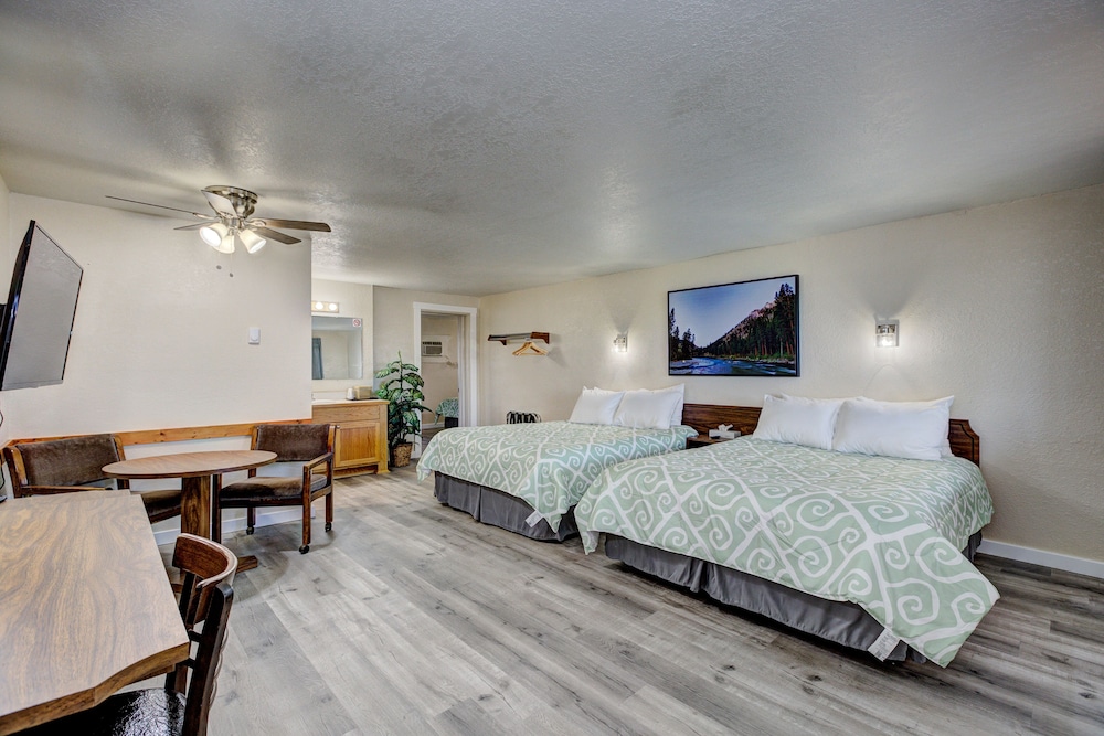 Weiser Motel & RV Park - photo 13