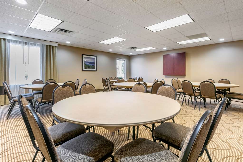 Comfort Inn & Suites Van Buren Fort Smith - photo 28