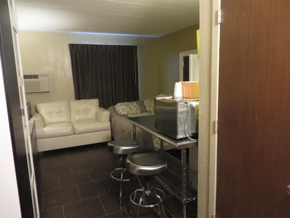Riverside Suites - photo 41