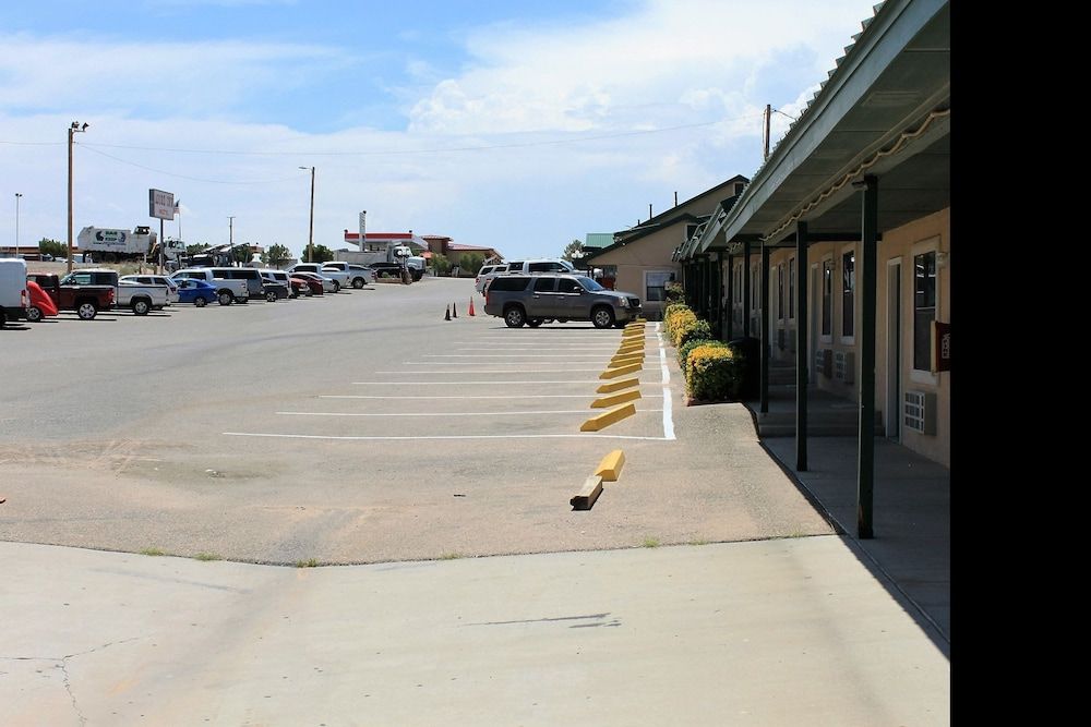 Adobe Inn Motel - photo 16