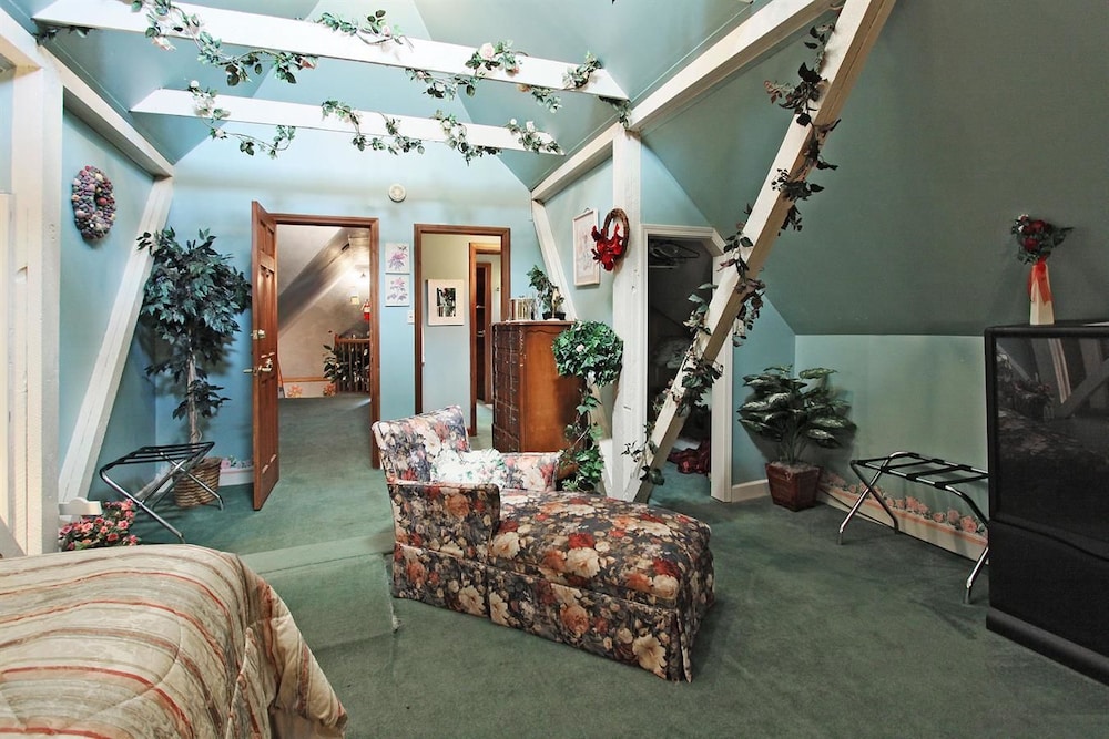 Old Northside Bed & Breakfast - photo 10