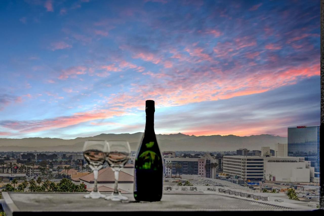 Diligence at The Platinum NO Resort Fees and Free Parking in Las Vegas, United States