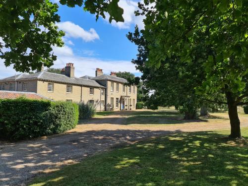 Sloley Hall — 4-Star Luxury Hotel in Mundesley, United Kingdom