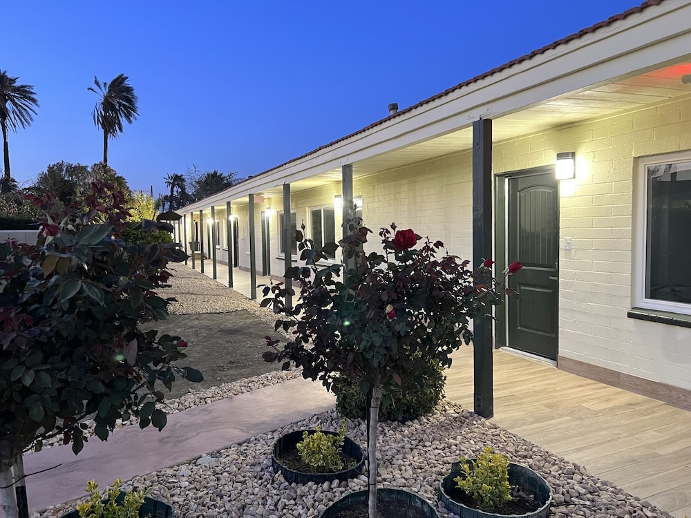 Mauna Loa Motel - photo 21