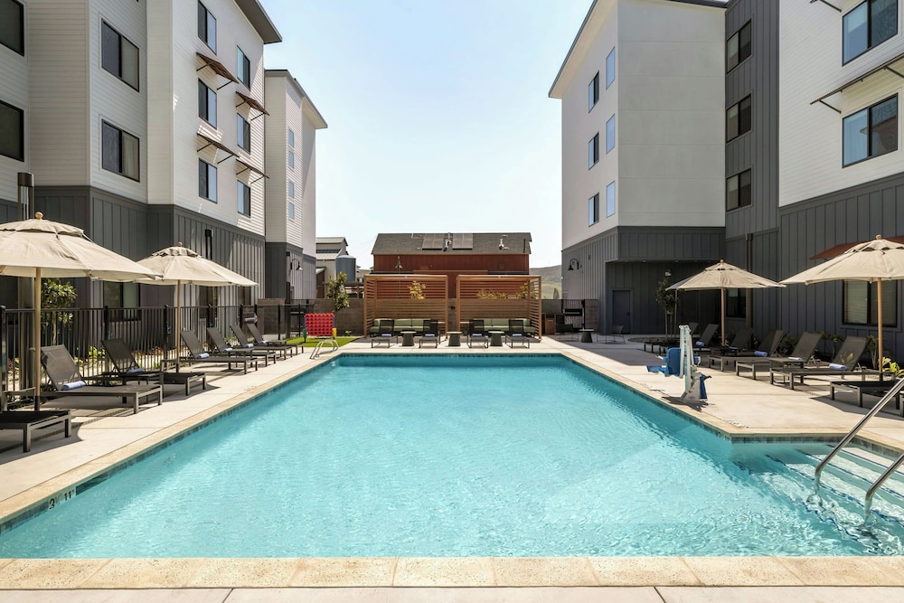 SpringHill Suites by Marriott San Luis Obispo - photo 31