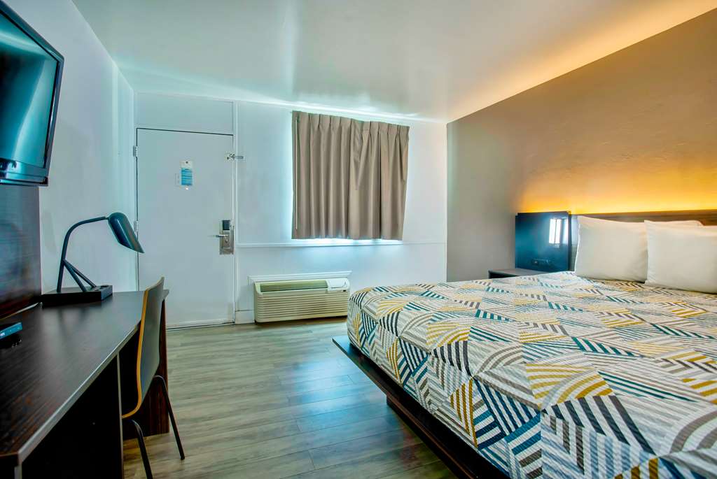 Motel 6 Tucson AZ East Williams Center - photo 8