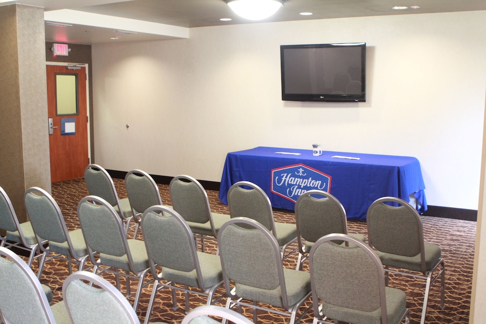 Hampton Inn Beaumont - photo 29