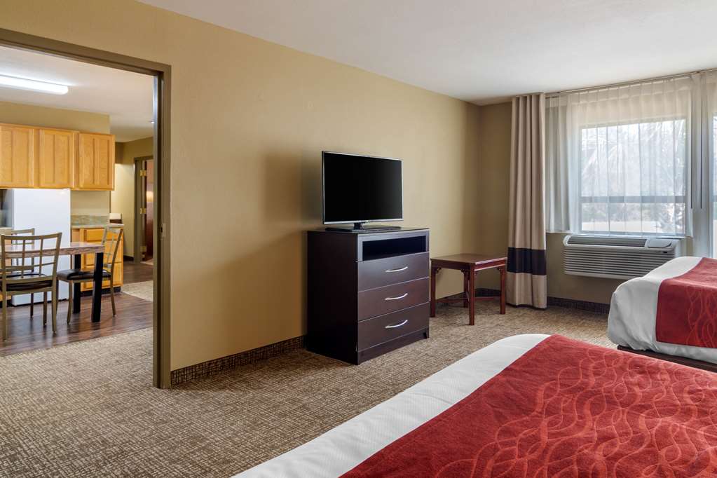 Comfort Inn & Suites Perry National Fairgrounds Area - photo 18