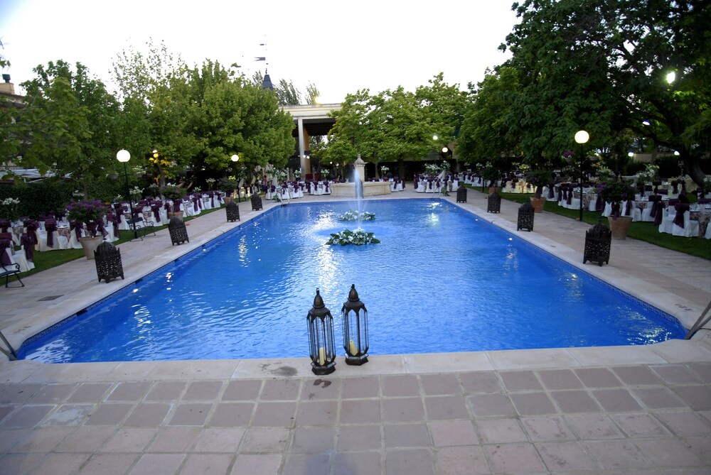 Hotel Castillo De Montemayor — Montemayor