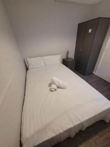 egHoliday - carbon neutral hotel in London