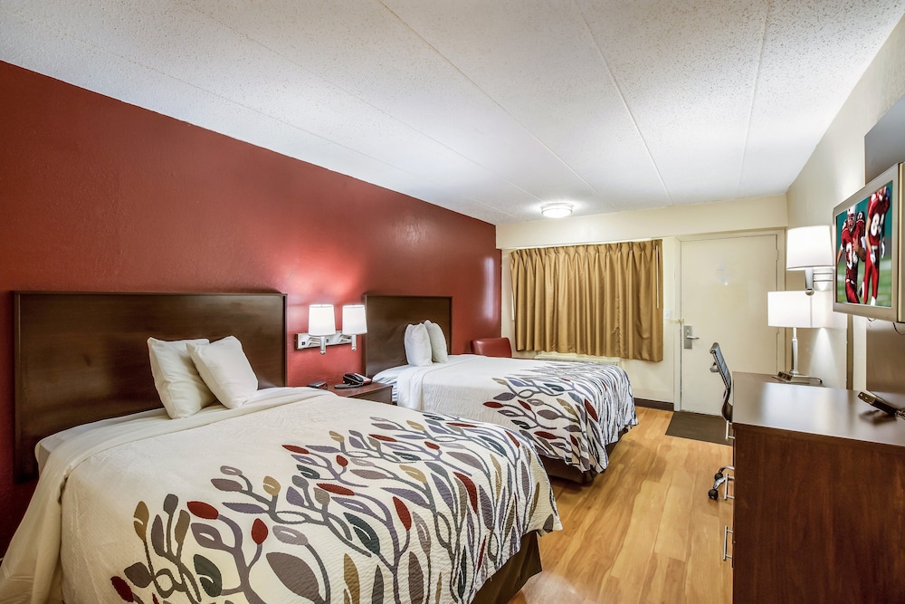 Red Roof Inn Saginaw Frankenmuth - photo 13