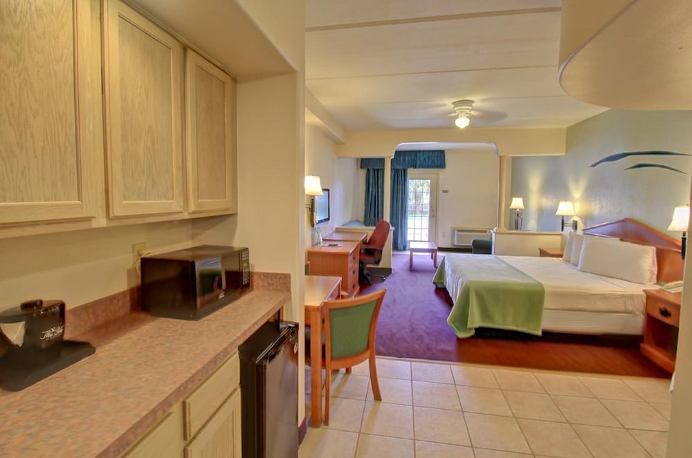 Home2 Suites by Hilton South Padre Island - photo 10